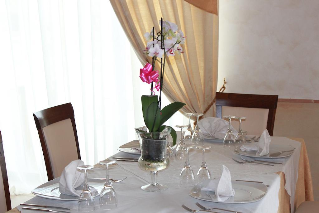 Agriturismo Al Passaggio Di Pirro Villa Miglionico Eksteriør bilde
